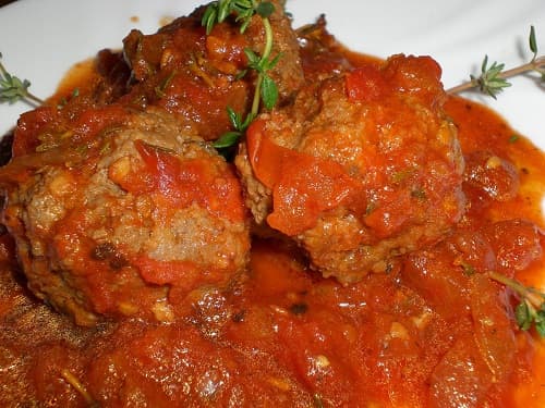 Almôndega de carne moída