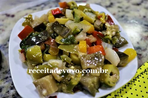 Antepasto de berinjela