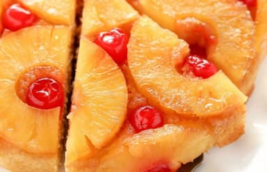 Bolo de Abacaxi Caramelizado