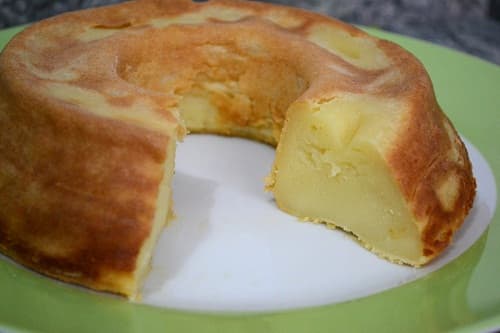 Bolo de laranja cremoso