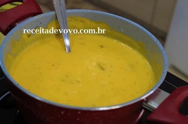 Caldo de mandioquinha