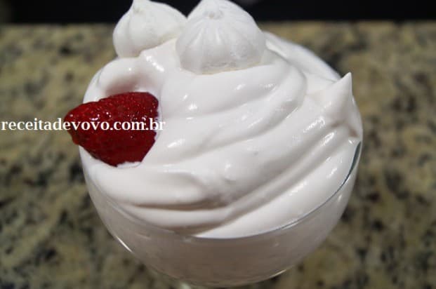 Chantilly de creme de leite fresco