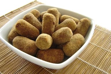 Croquete de carne e calabresa