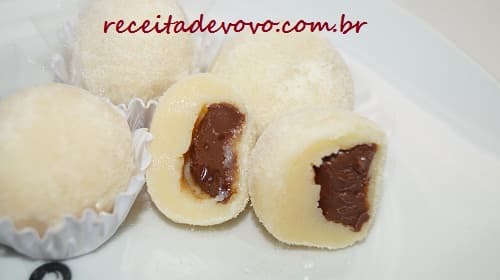Docinho de leite ninho com nutella