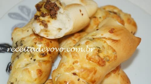 enroladinhos de  carne moída
