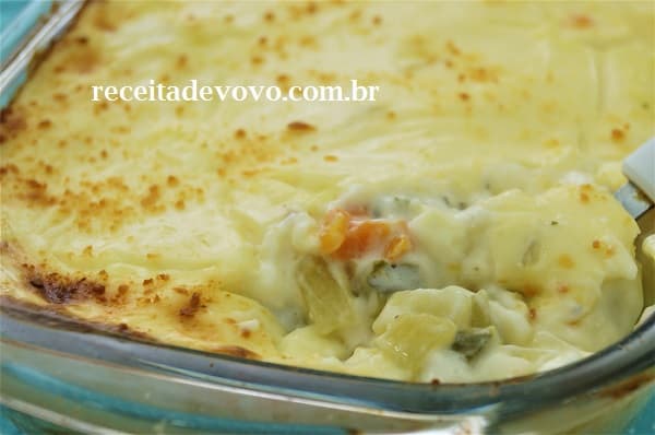 Gratinado de legumes ao molho
