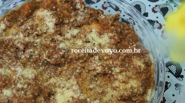 Lasanha Bolonhesa com molho branco