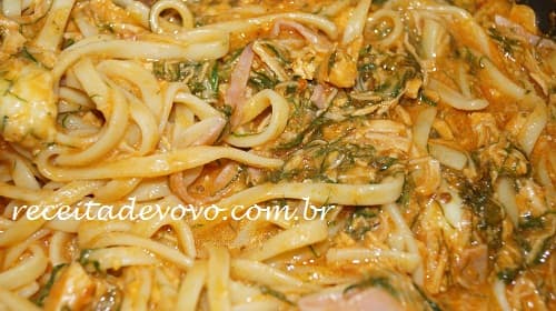 Macarrão com frango
