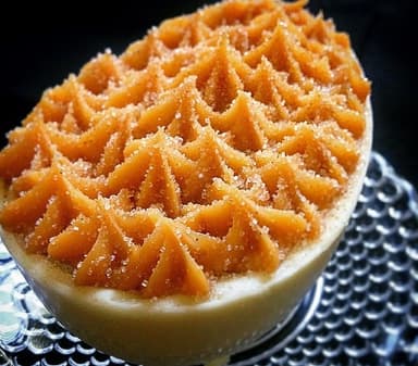 Ovo de páscoa de colher recheado com churros