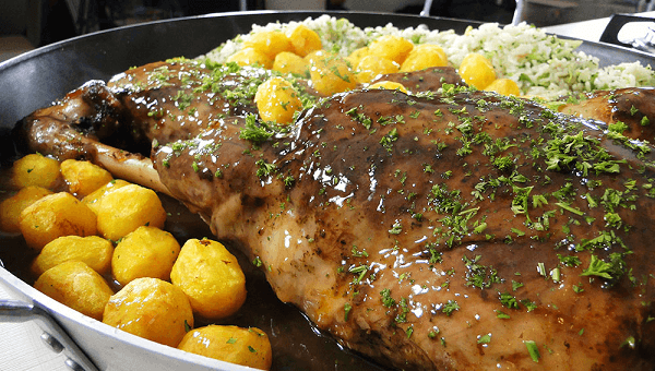 Pernil de cordeiro Assado