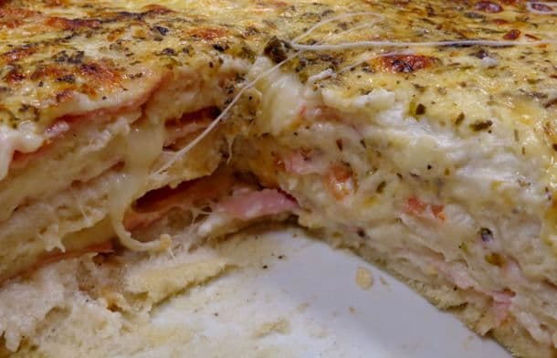 Torta quente de pão de forma