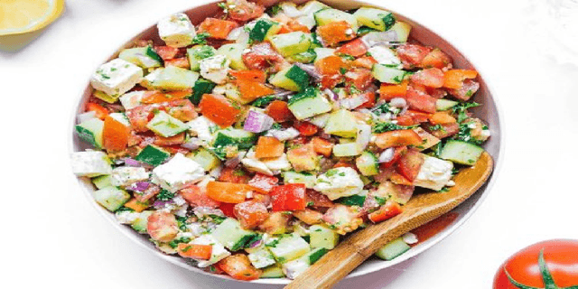 Salada colorida de legumes