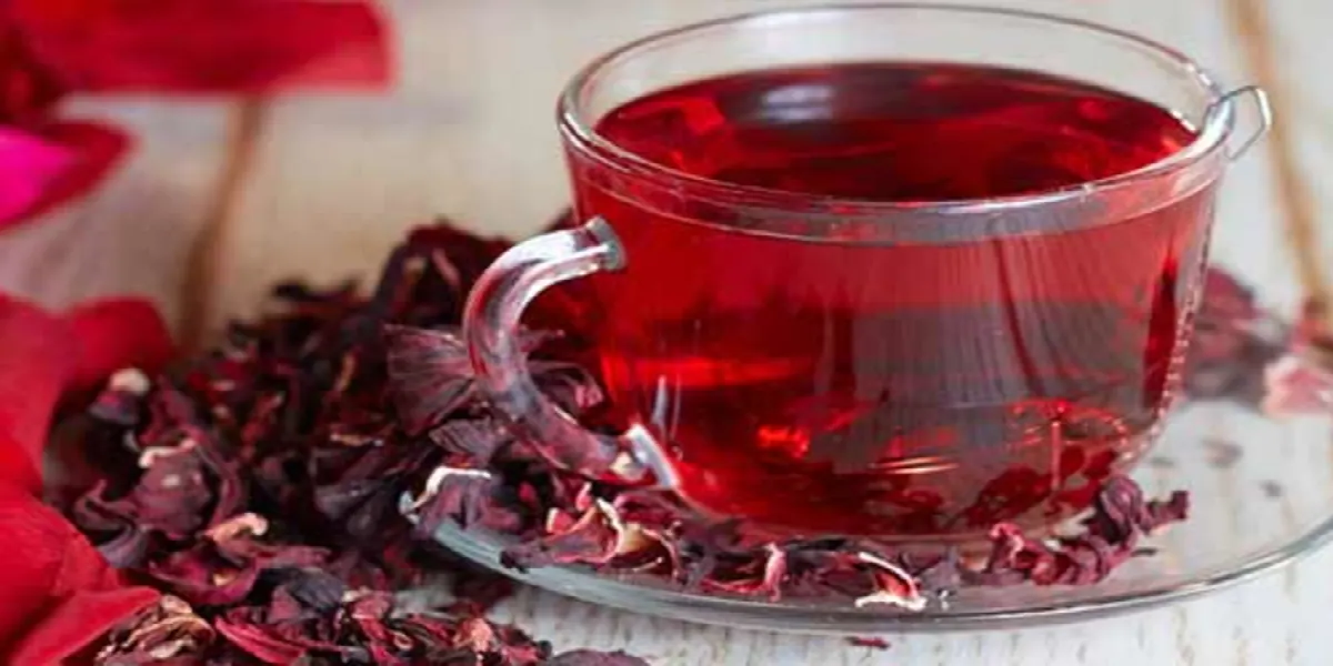 Chá de hibisco com gengibre