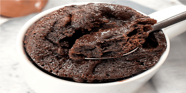 Receita de Brownie low carb de microondas