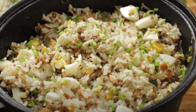 Arroz com carne moída